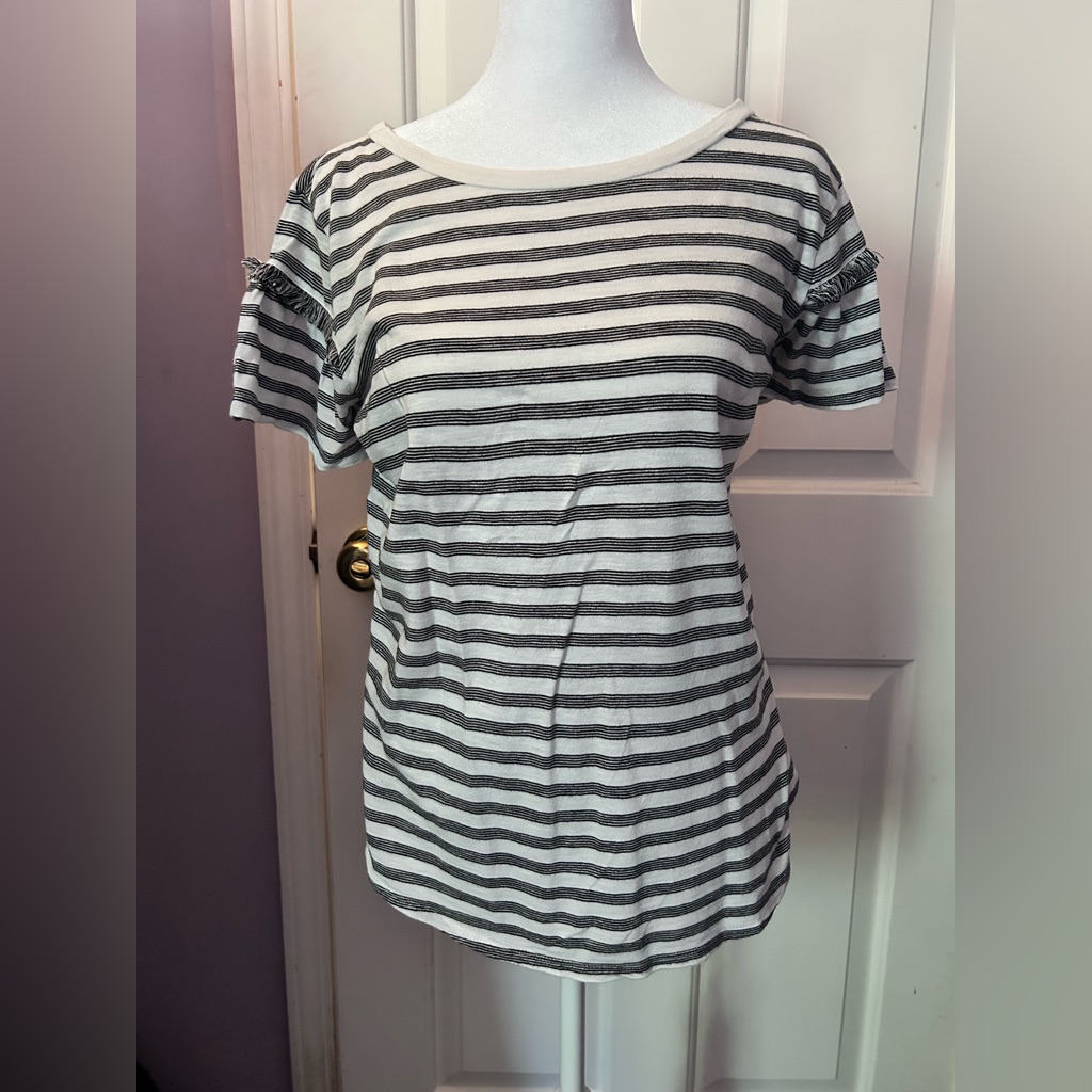 Loft Short Sleeve Top With Classic Black And White Horizontal Stripes Size Small